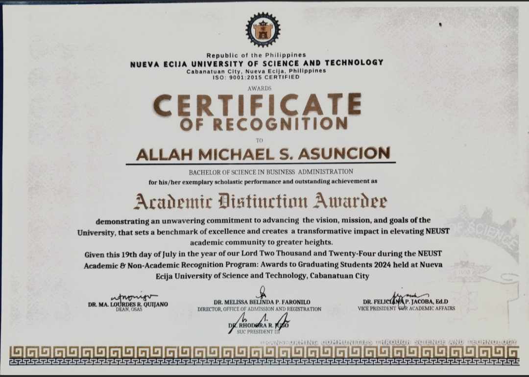 ACADEMIC DISTINCTION AWARDEE