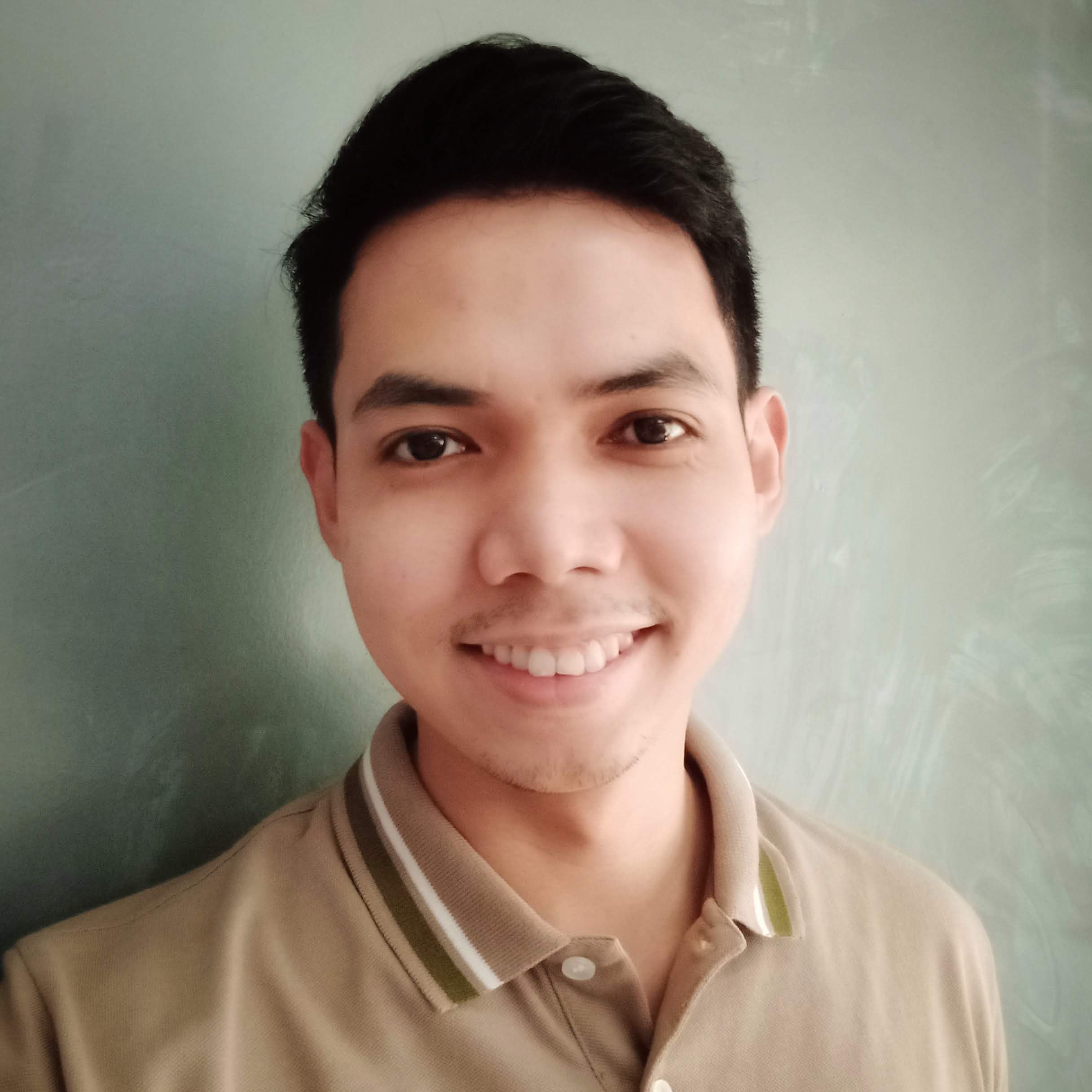 Michael John Florendo Del Rosario // Virtual Assistant - Myprofile